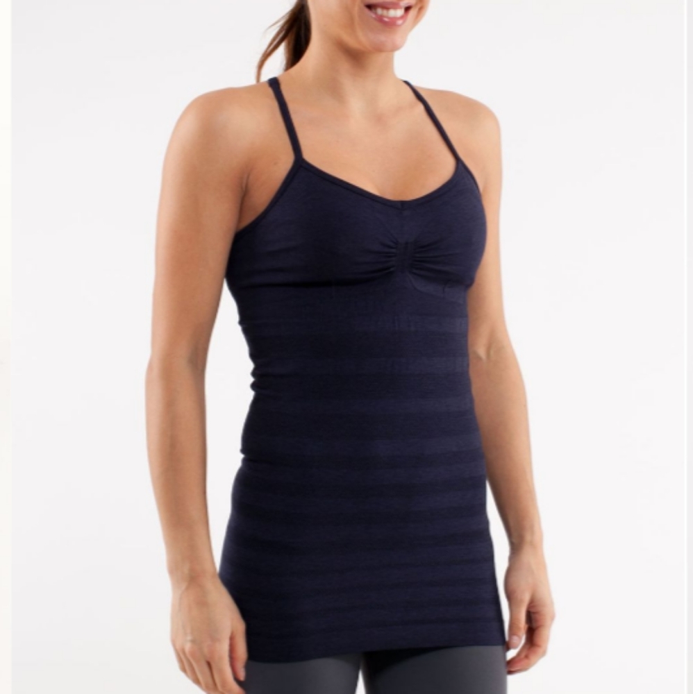 Lululemon Ebb & flow tank